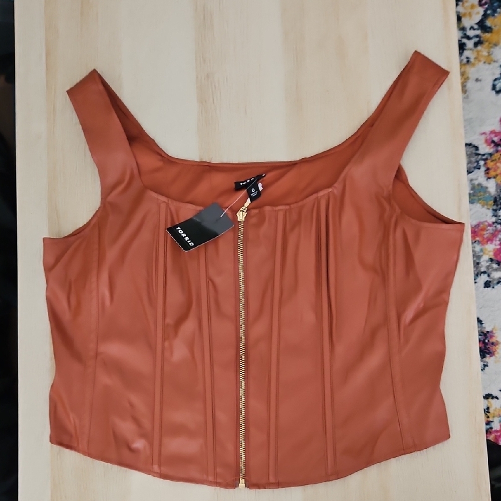 Fitted Brown Faux Leather Top Torrid 0x